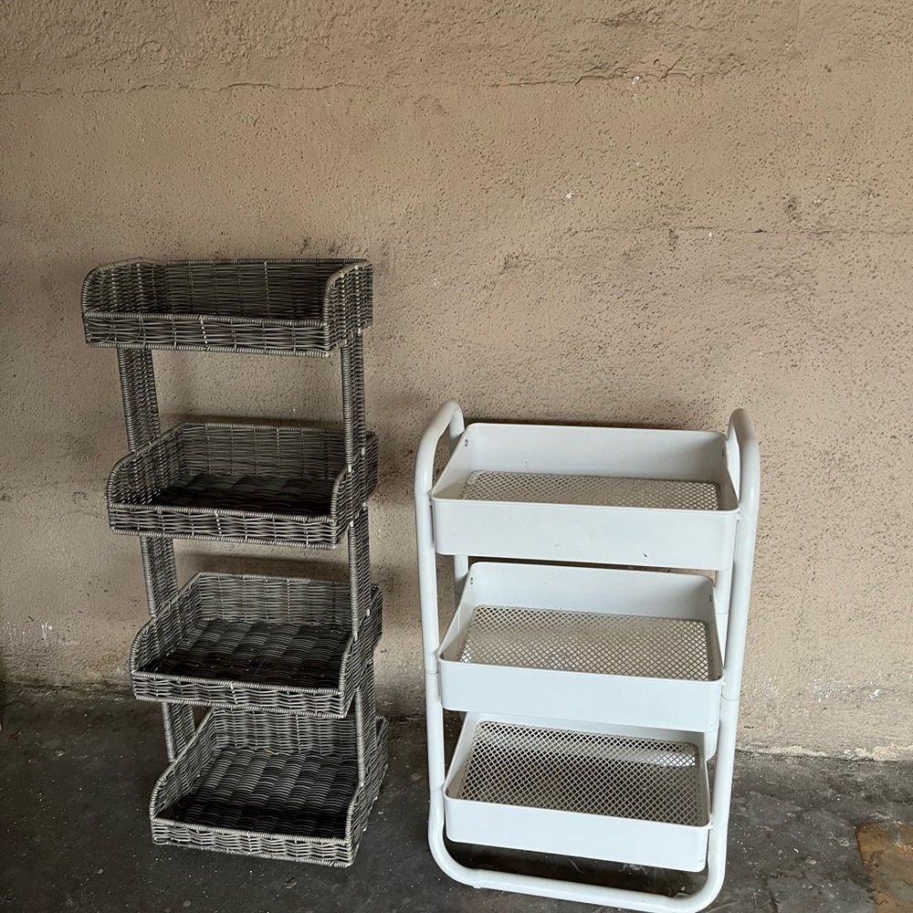 2 storage shelves